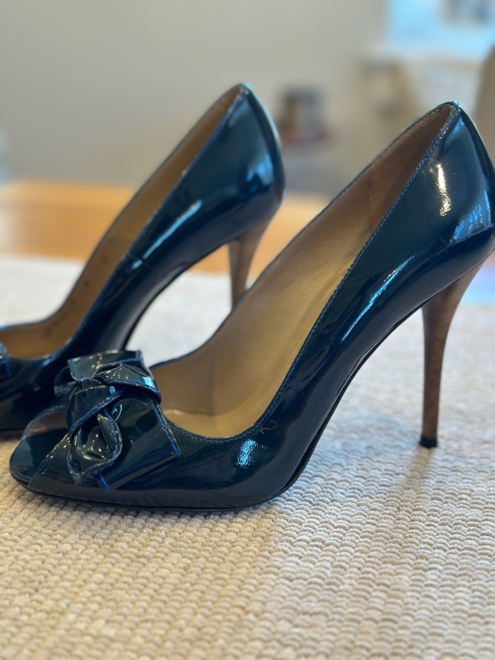 Stuart Weitzman Teal Patent Peep-Toe Pumps with Knot Detail